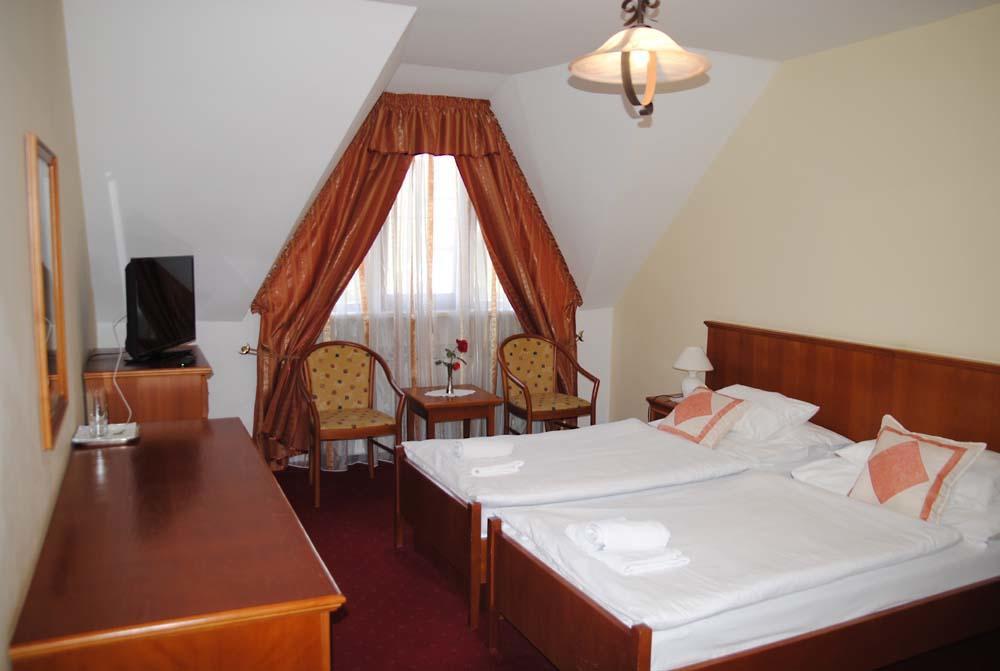 Penzion 77 - Garni Pezinok Extérieur photo